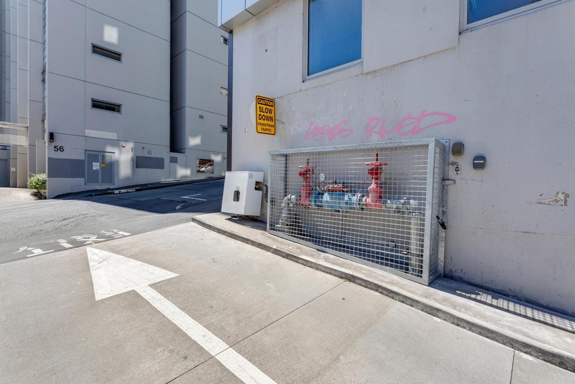 The Cityscape With Wi-fi And Balcony Apartment Auckland